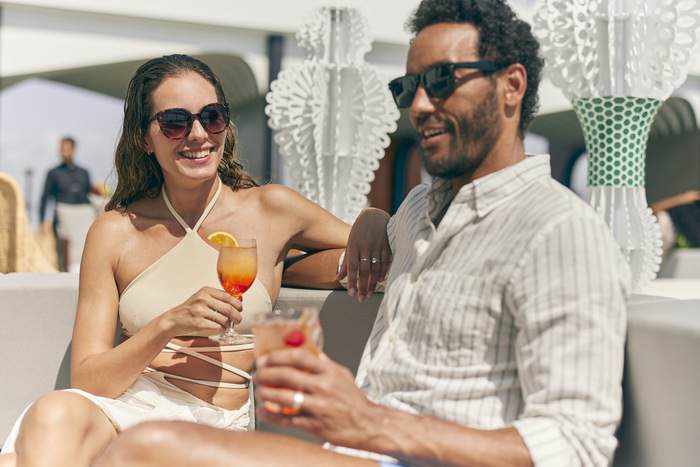 Celebrity Cruises, Celebrity Beyond, Resort Deck 9 ©CEL.jpg